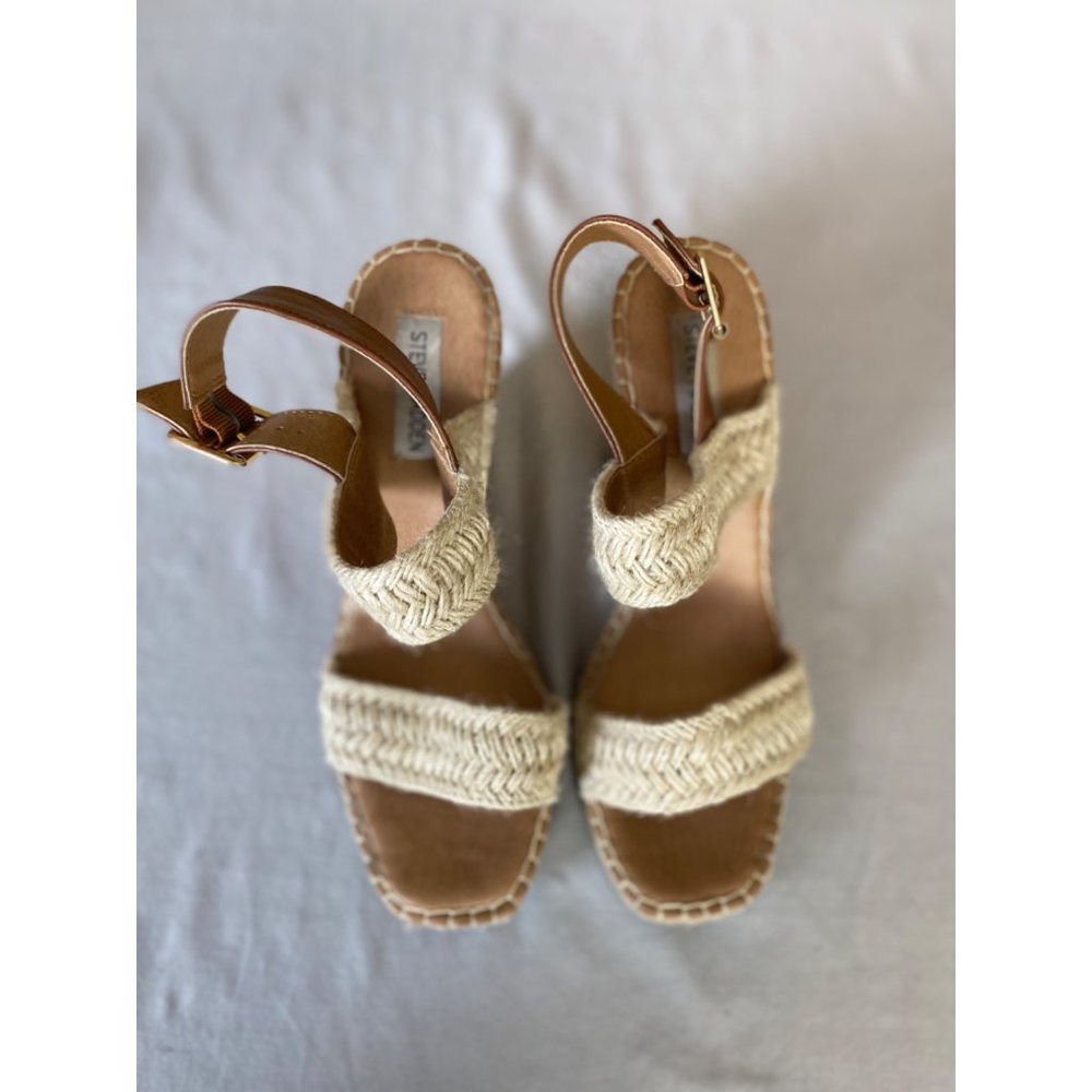 Steve Madden Tan Brown Wedge Ankle Strap Sandals Size 9